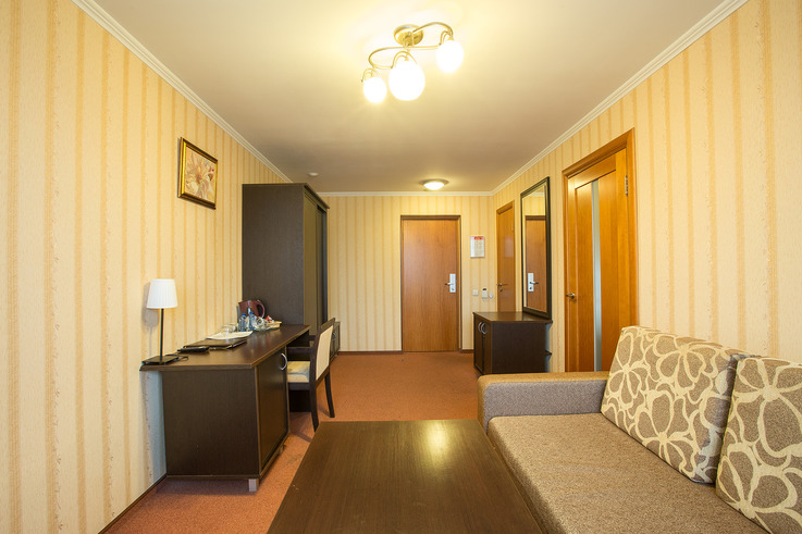 Отель Спутник-фото